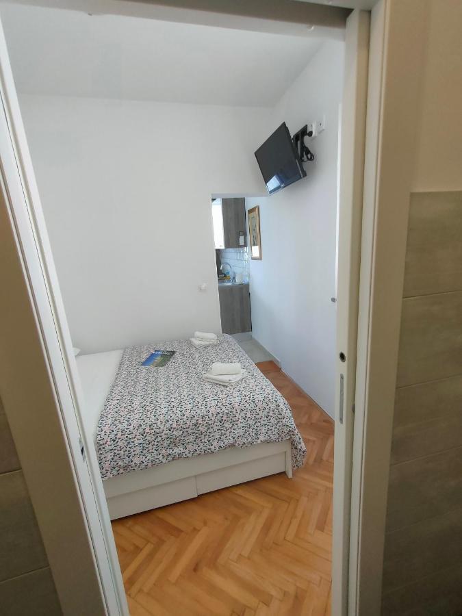 The Nice Dreams Studio Apartment ซาดาร์ ภายนอก รูปภาพ