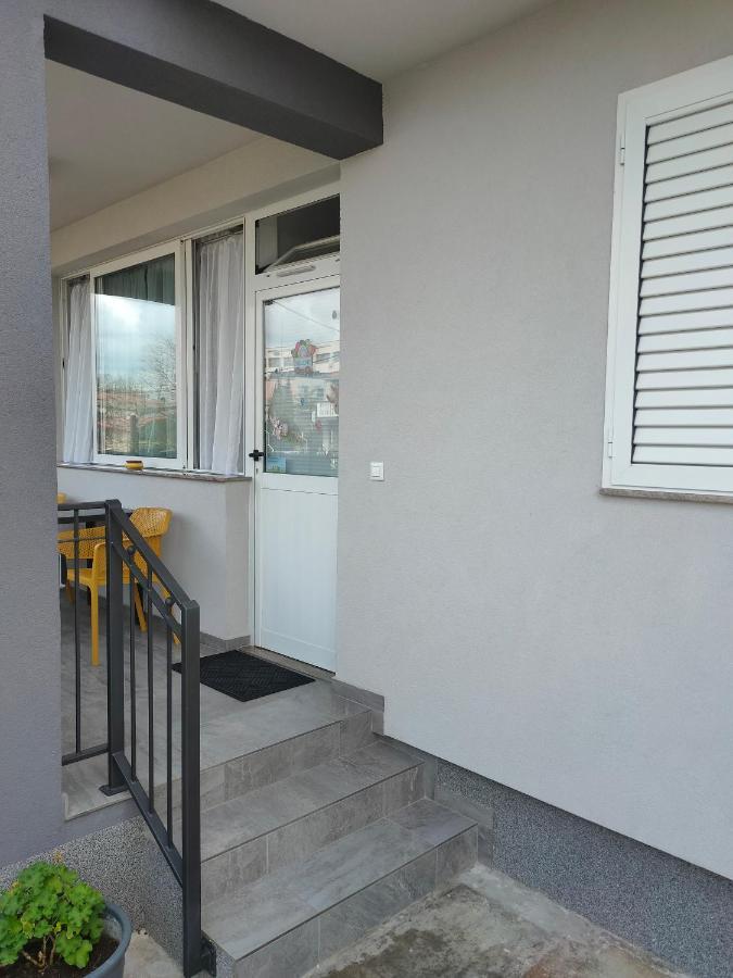 The Nice Dreams Studio Apartment ซาดาร์ ภายนอก รูปภาพ